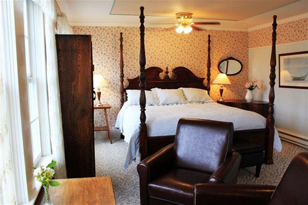 The Historic Requa Inn Klamath Extérieur photo