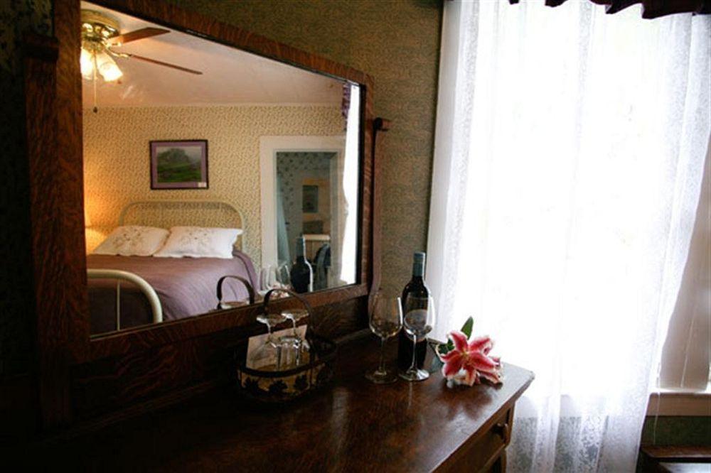 The Historic Requa Inn Klamath Extérieur photo