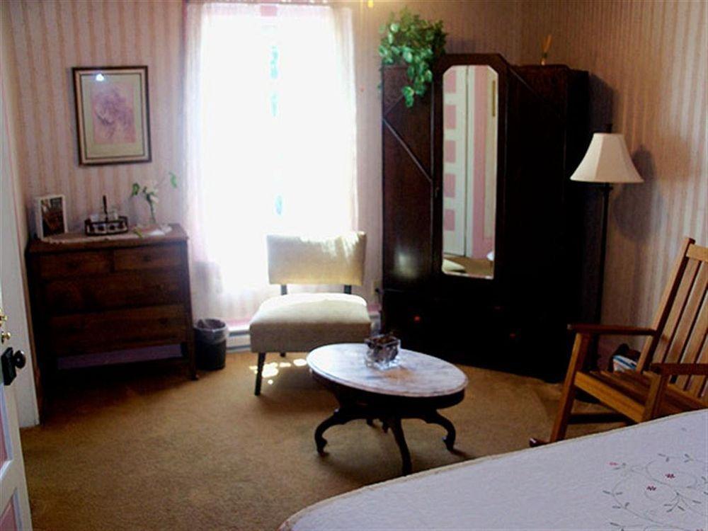 The Historic Requa Inn Klamath Extérieur photo